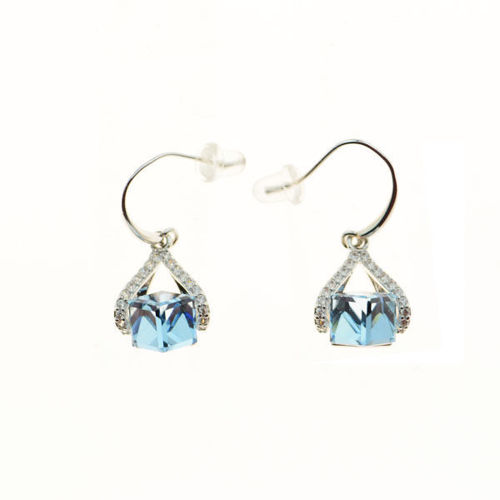 Picture of Crystal Earrings. Aquamarine (202) Color