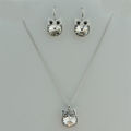 Picture of Crystal Owl Design Necklace And Earrings. Crystal  Color