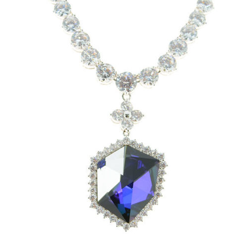 Picture of Crystal Hexagonal Necklace. Crystal Aurore Boreale (001 Ab) Color